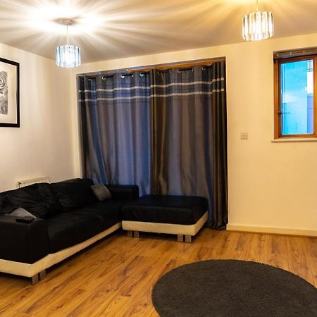 Lovely 1-Bed Apartment In Hackney 伦敦 外观 照片